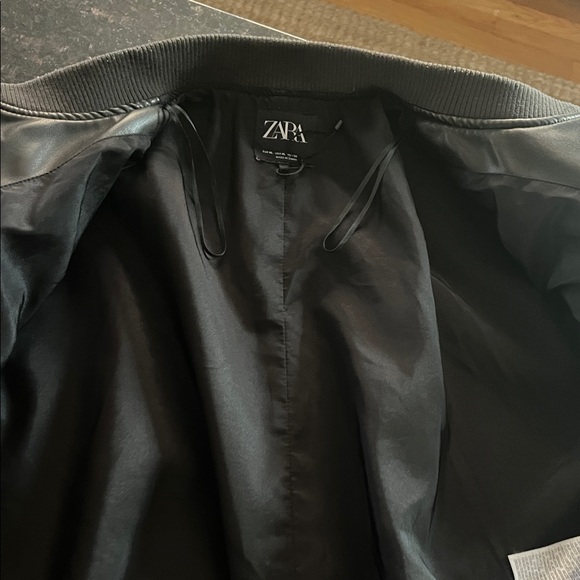 Women's Zara bomber jacket dark brown. In excellent condition size extra large. - Picture 4 of 6